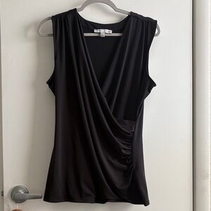 Larry Levine Black Draped Sleeveless V Neck Slimmimg Blouse SZ L